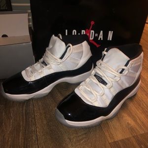 Air Jordan Retro 11, size 11.5 men